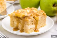 Classic Moist Apple Sheet Cake with Cinnamon Glaze