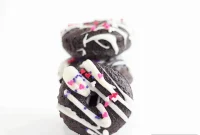 Mini Baked Dark Chocolate Donuts Recipe for Rich, Fudgy Treats