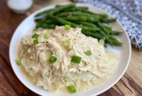 Slow-Cooker Chicken and Gravy Recipe for Tender, Comforting Meals