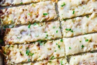 Cheesy Garlic Cauliflower Breadsticks Recipe for Low-Carb Snacking