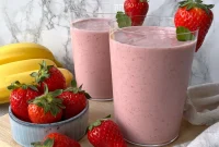 Creamy Strawberry Banana Smoothie Recipe for Quick Breakfast