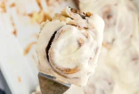 Cinnabon-Style Cinnamon Rolls Recipe: Soft, Gooey, Homemade