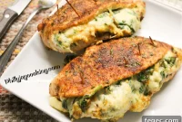 Cheesy Spinach-Stuffed Chicken Breasts: Juicy Oven-Baked Recipe