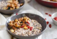 Warm Quinoa Porridge with Caramelized Banana Topping