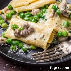 Gorgonzola cream sauce pasta featured image.