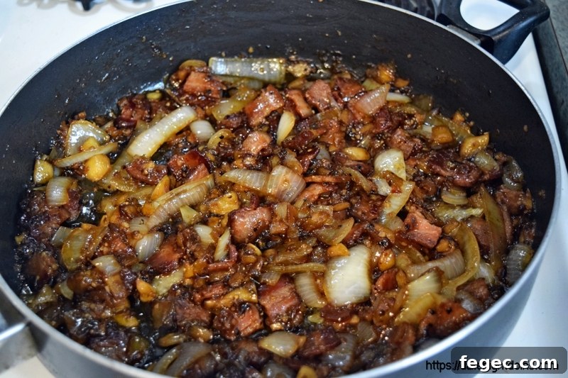 Spicy Jalapeño Bacon Jam Recipe for Sandwiches & Appetizers 9 Lookin’ Good