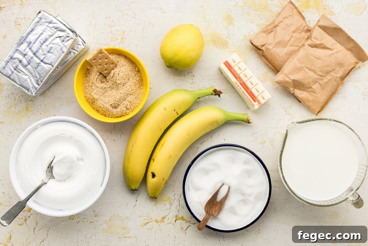 ingredients needed to make Banana Cream Lush