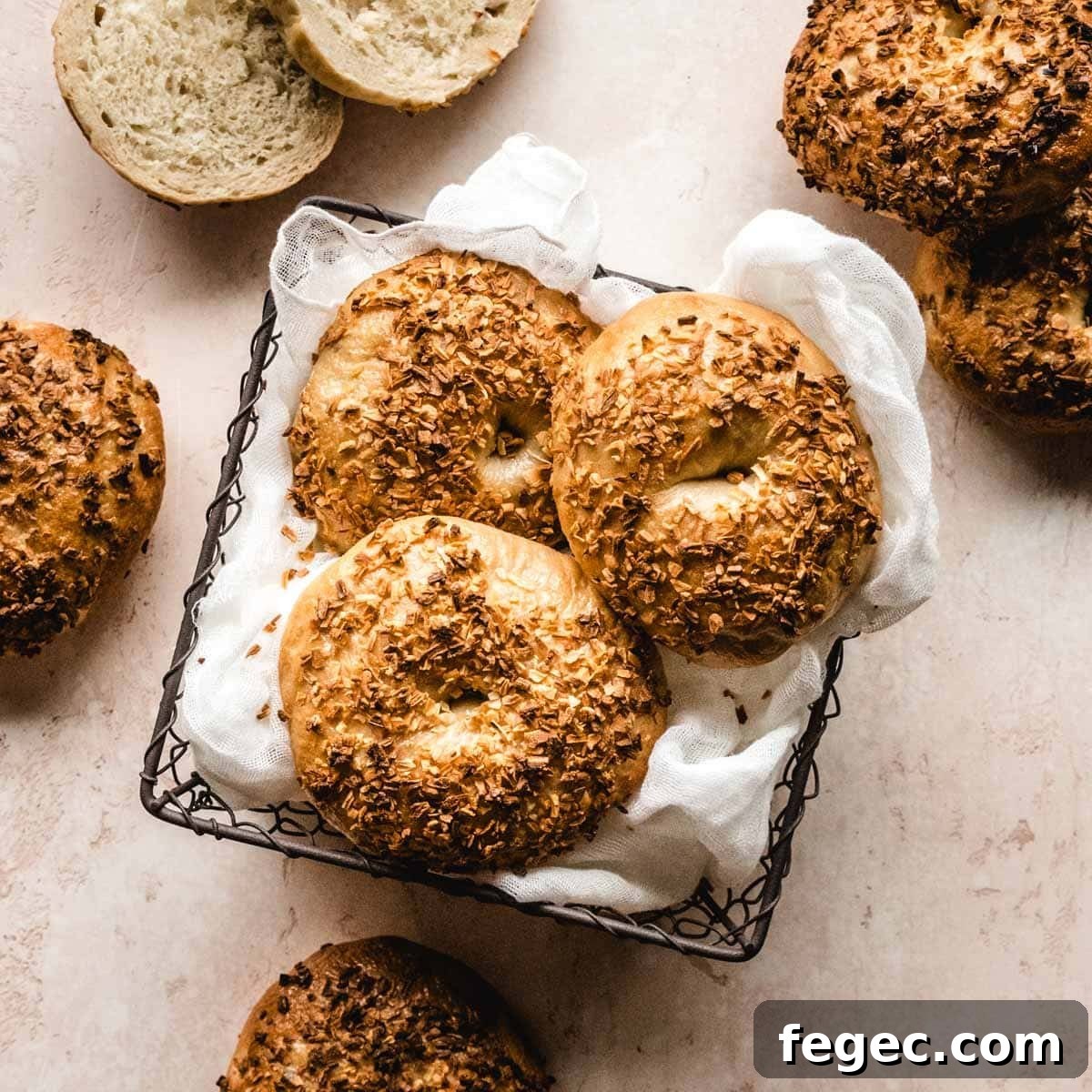 Homemade Onion Bagels: Authentic Recipe Ready in 3 Hours 17 Homemade onion bagel recipe