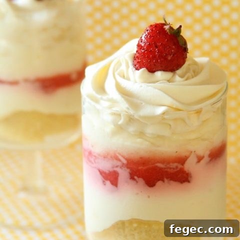 Strawberry Cheesecake Parfaits