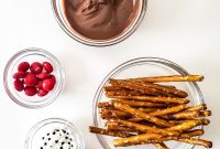 Christmas Reindeer Pretzel Recipe with Photos
