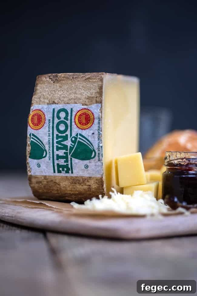 Comté grilled cheese sandwich with cranberry relish