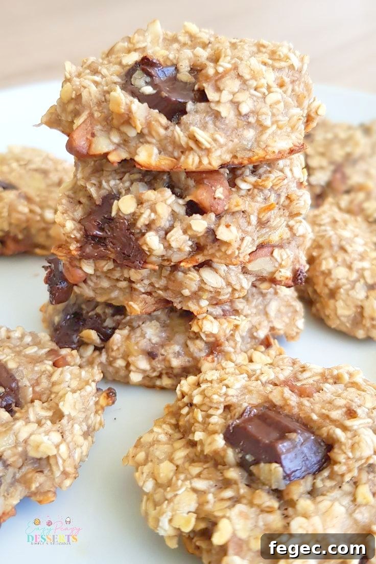 4 Ingredient banana oatmeal cookies