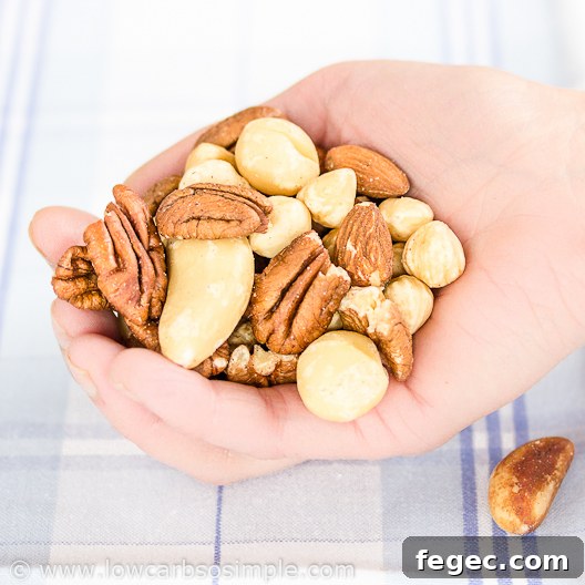 1-Minute 3-Ingredient Keto Snack; Nut Mix | Low-Carb, So Simple
