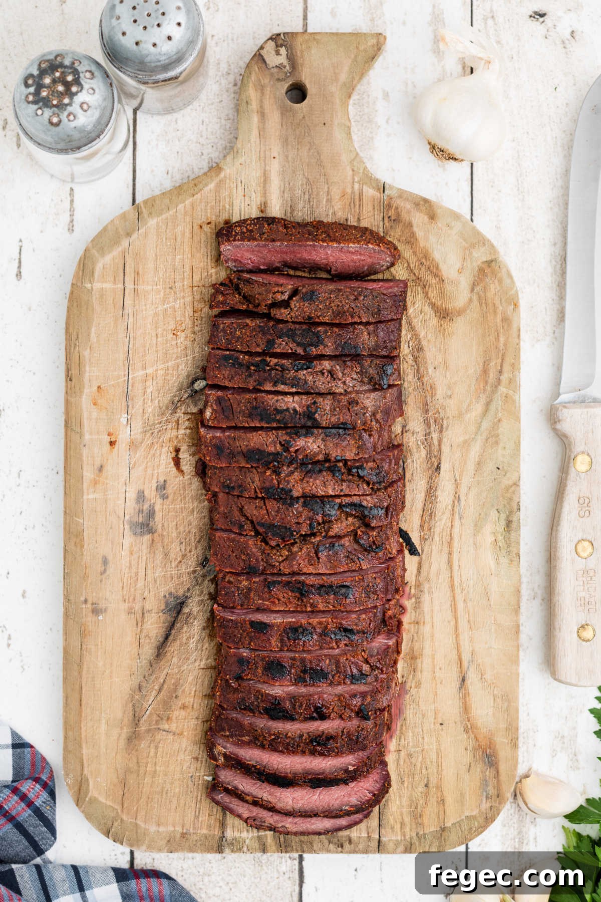How to Smoke Venison Backstrap for Tender, Flavorful Results 6 smoked venison backstrap from overhead, sliced on a board