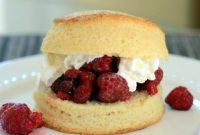 Flaky Cream Shortcake Biscuits with Whipped Filling
