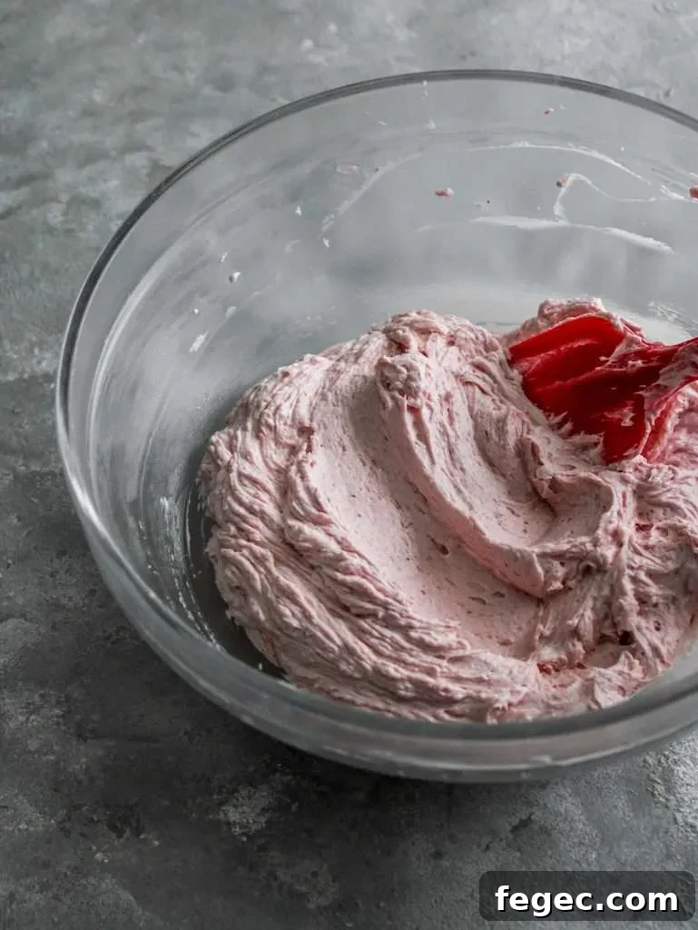 strawberry ermine frosting in bowl (2)